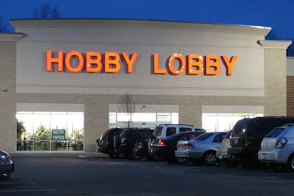 Does Hobby Lobby Ship to Canada