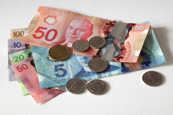 how much cash can i deposit in a bank in canada